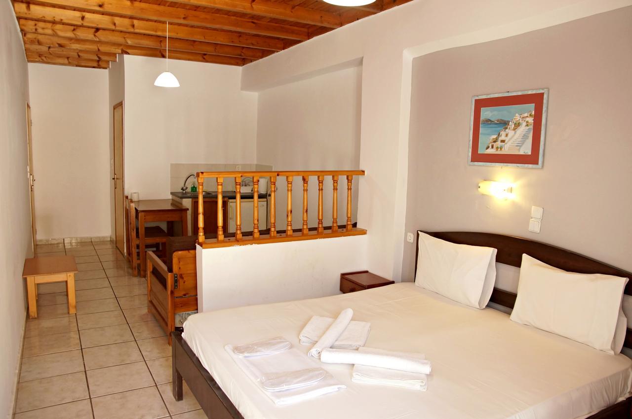 Madares Hotel Lutró Kültér fotó