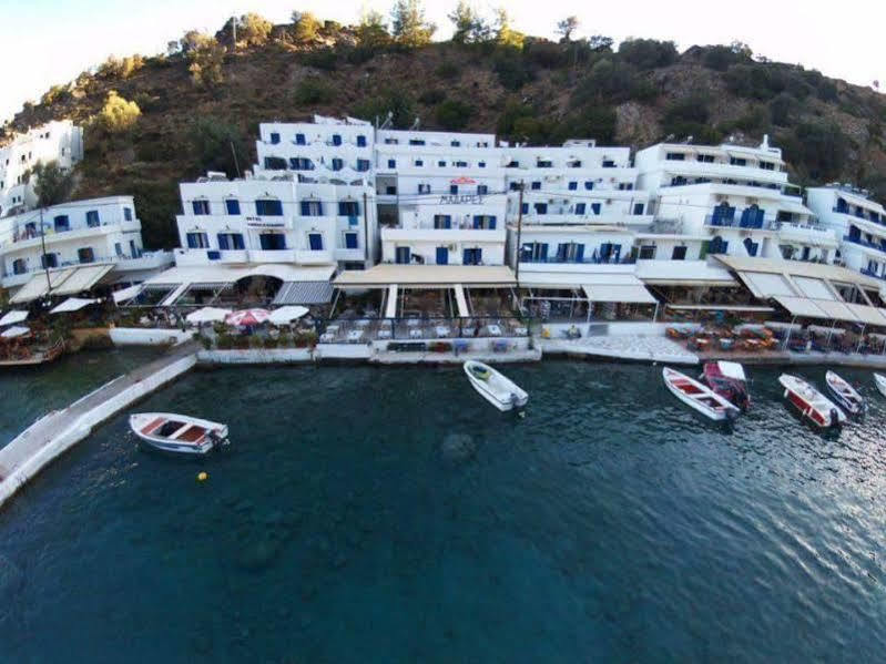 Madares Hotel Lutró Kültér fotó