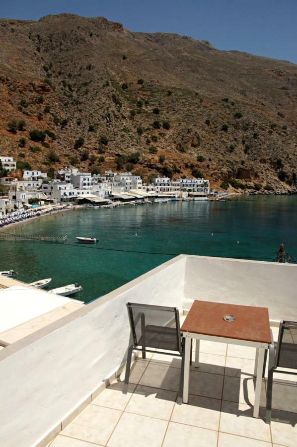 Madares Hotel Lutró Kültér fotó